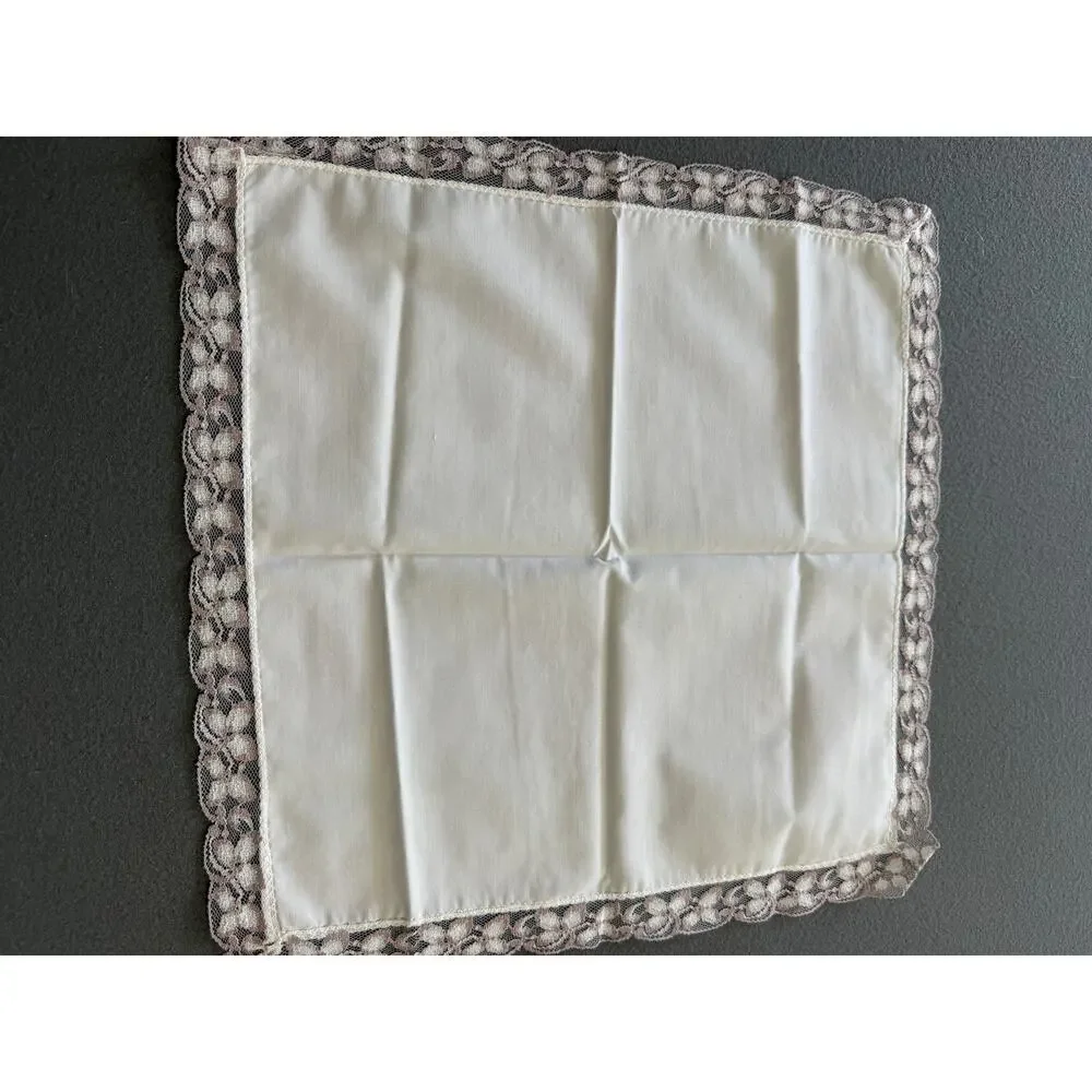 White Tablecloth 8 Napkins Pink Purple Lace Accent Handmade Vintage 83x65 Set